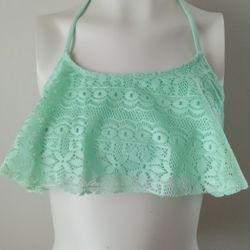 GOSSIP GIRL LACE BIKINI TOP