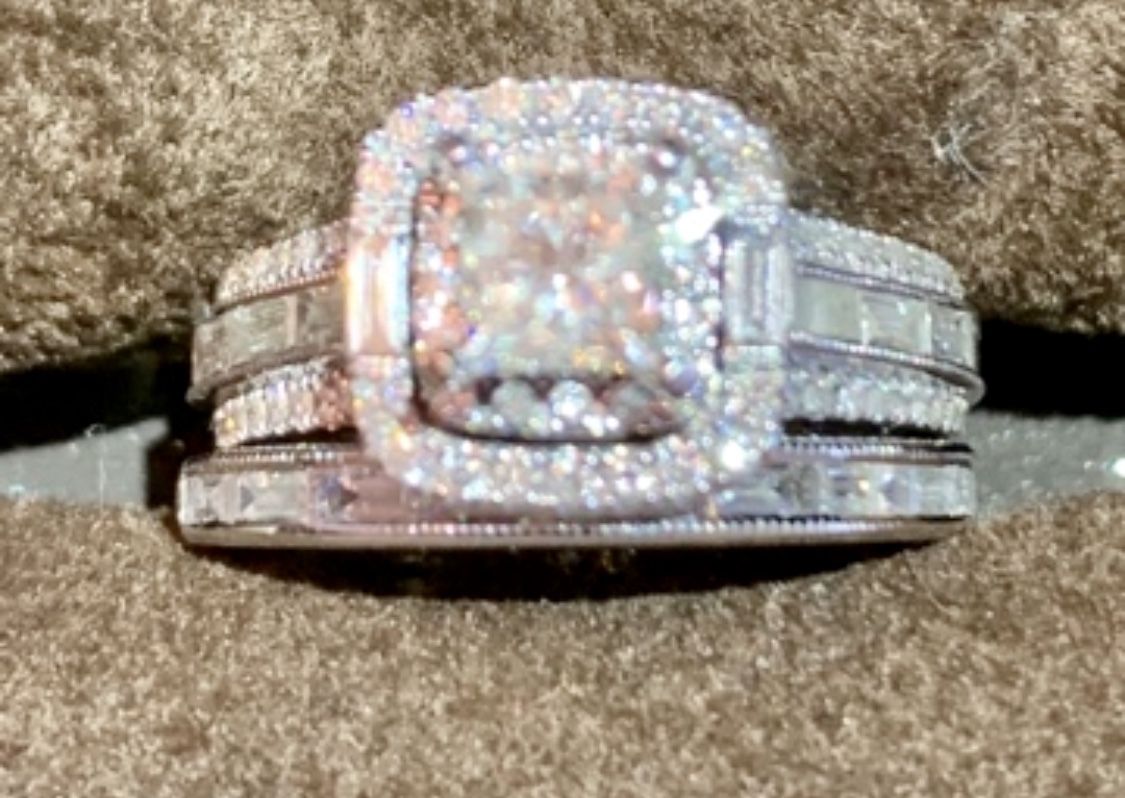 New Neil Lane 14k white gold engagement set