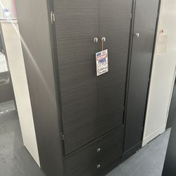 GUARDARROPA ,  ROPERO