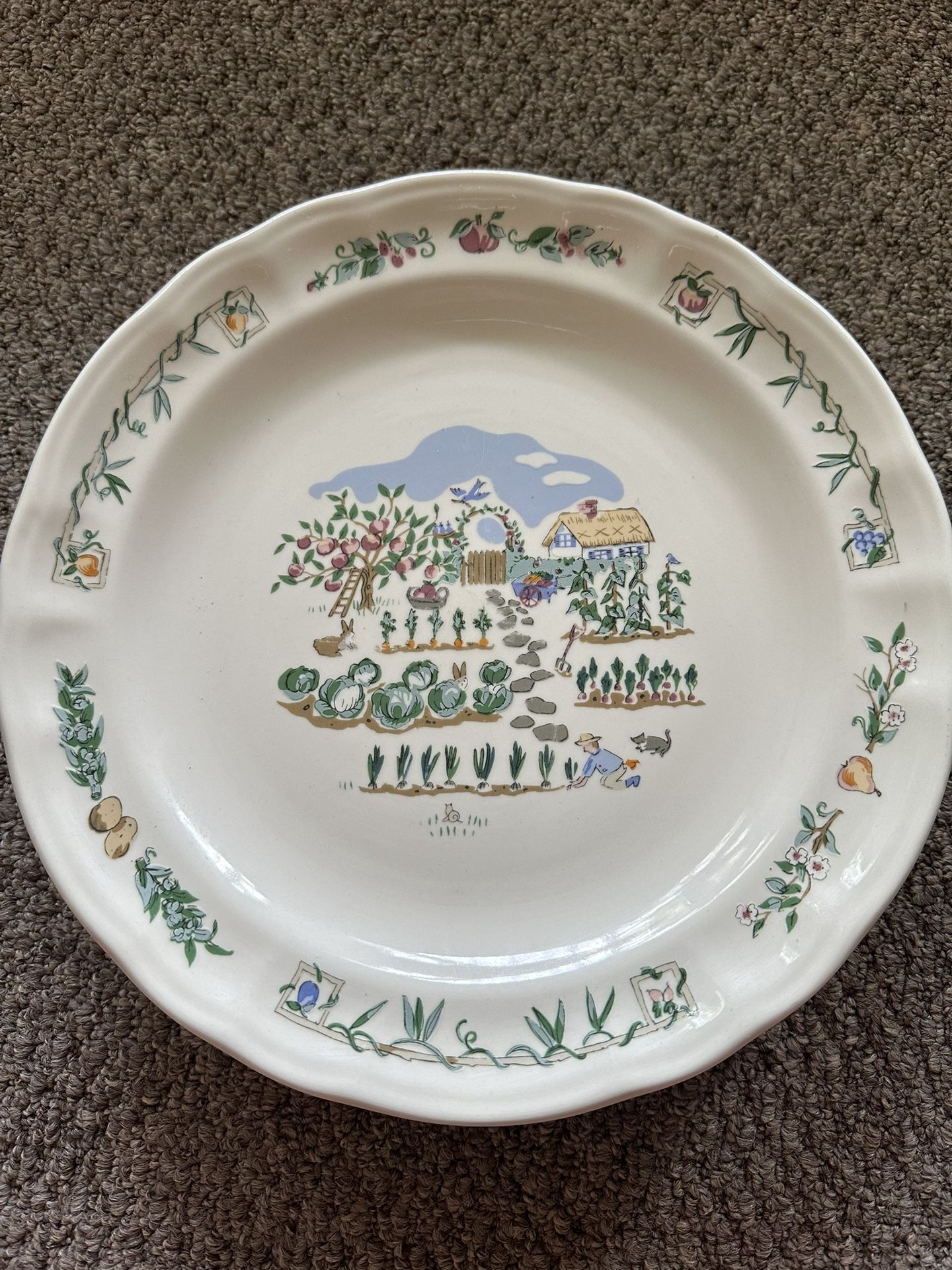 4 Big Serving Dishes