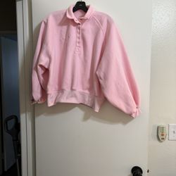 High quality women’s pink sweater size Xs used one time 