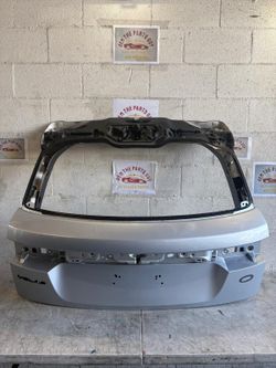 2018-2020 Land Rover Range Rover Velar Rear Tailgate Liftgate Hatch OEM USED