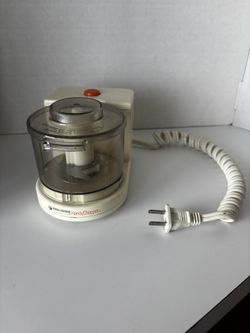 Black & Decker Handy Chopper Mincer HC-20 Vintage Food Processor Small Compact