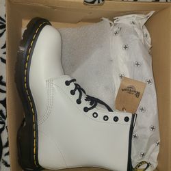 Dr Martens Brand New