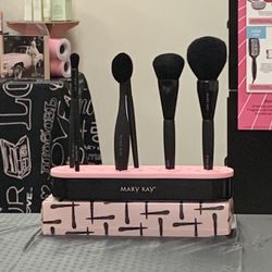 Set De Brochas Mary Kay