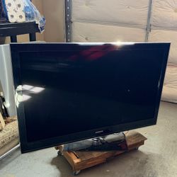 Samsung 52” LCD TV 
