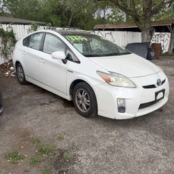 2010 Toyota Prius I