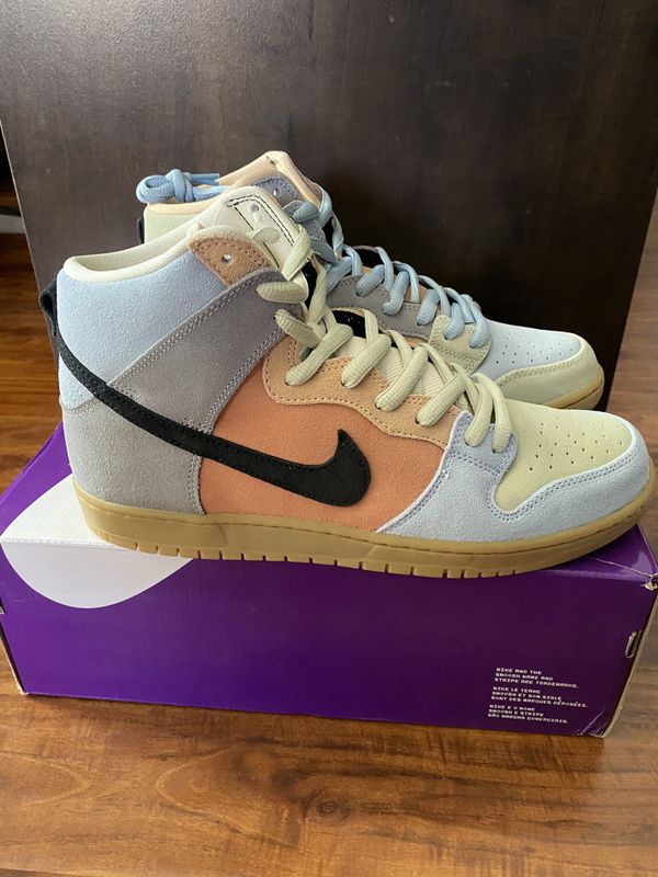 easter dunks high