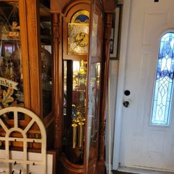 ridgeway grandfather clock lights up $275