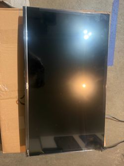32” Philips Roku Smart TV – Complete Wall Mount Kit – $100