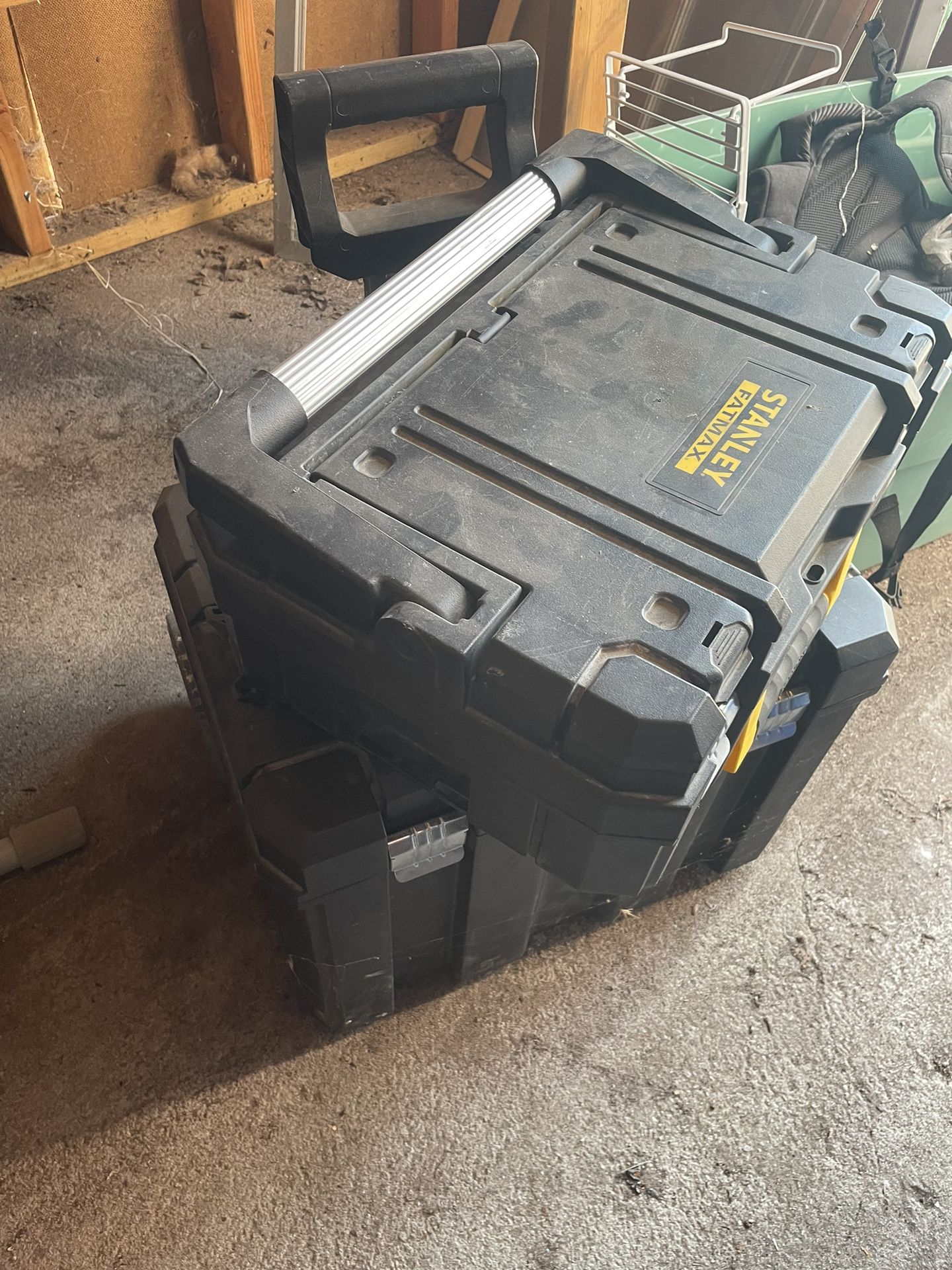 Fat Max Stanley Rolling Tool Box