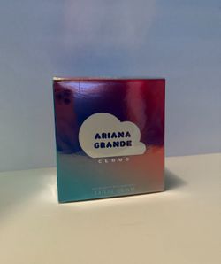Ariana Grande Perfume 