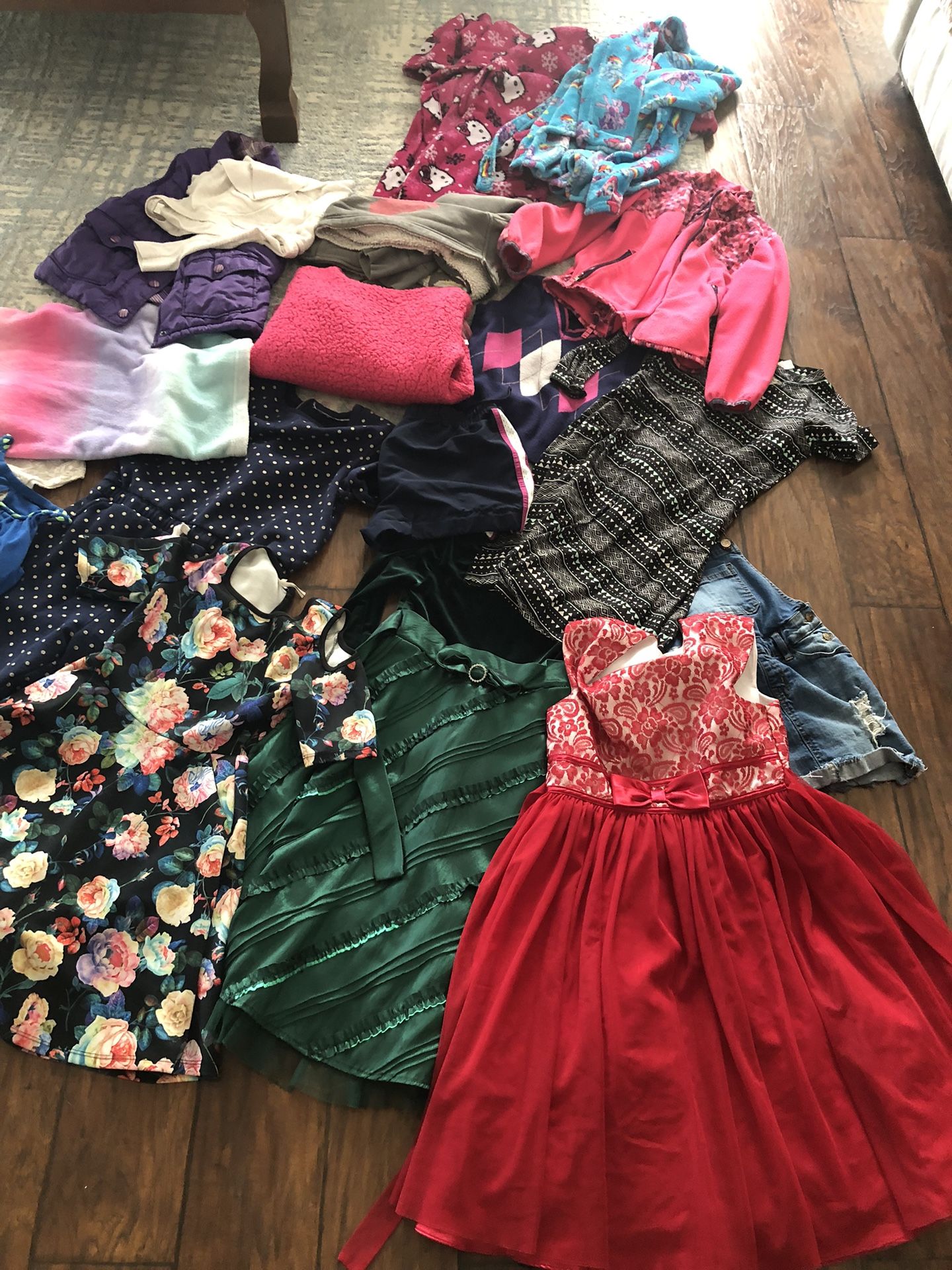 Size 10 GIRL Cute clothes Big Lot