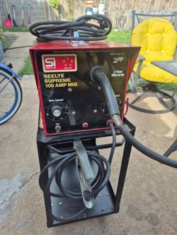 MIG WELDER BY SEELYE