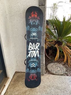 Burton Snowboard and Bindings - Women’s -Board Size 142