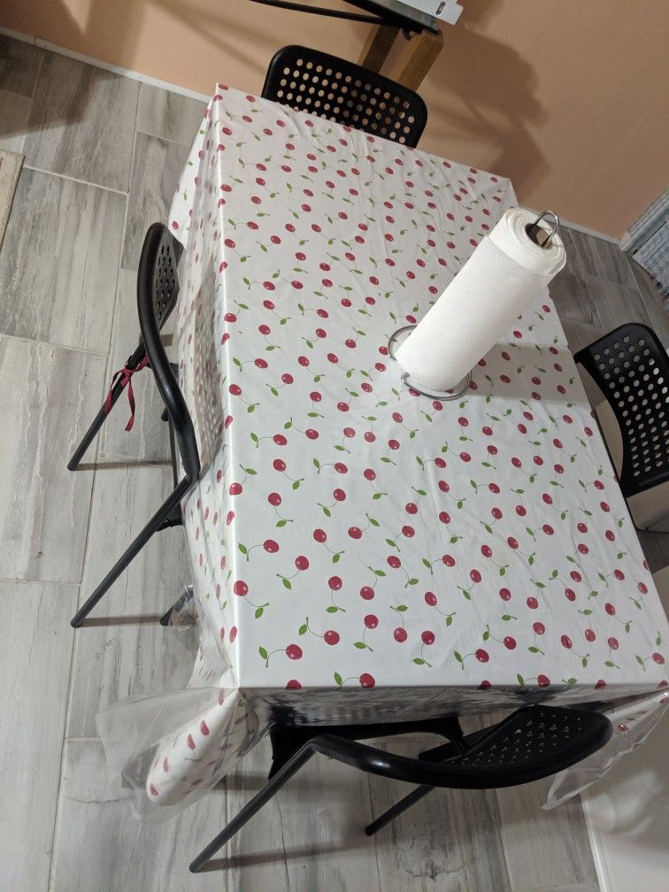 Kitchen Table With 4 Chairs