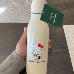 Hello Kitty Water Bottle