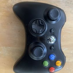 Xbox 360 1 Controllers Choose Black no button stick. Looks brand new!