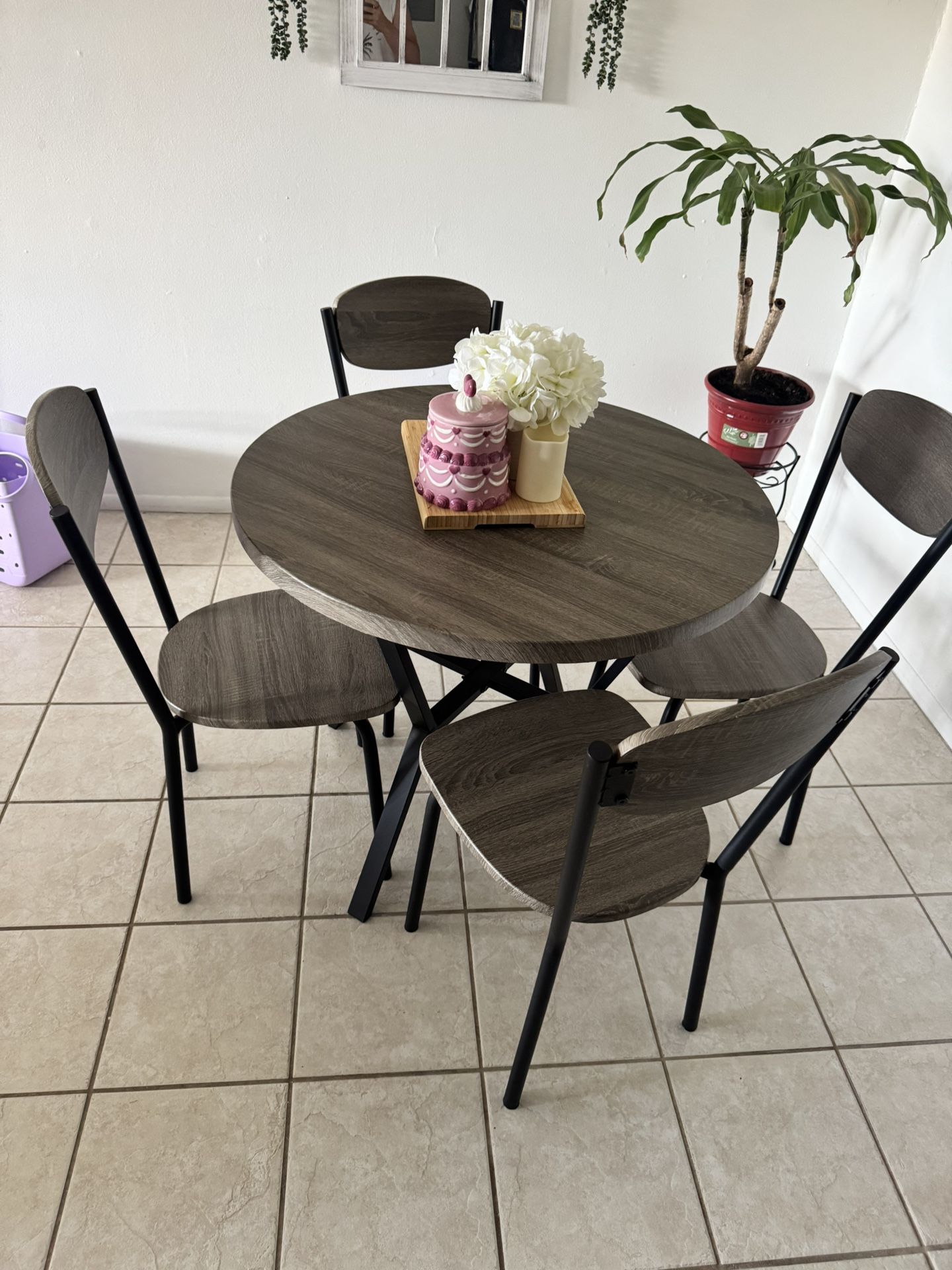 Dining Table 4 Chairs