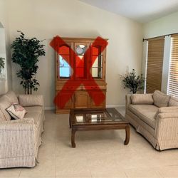 **SLEEPER SOFA SET**