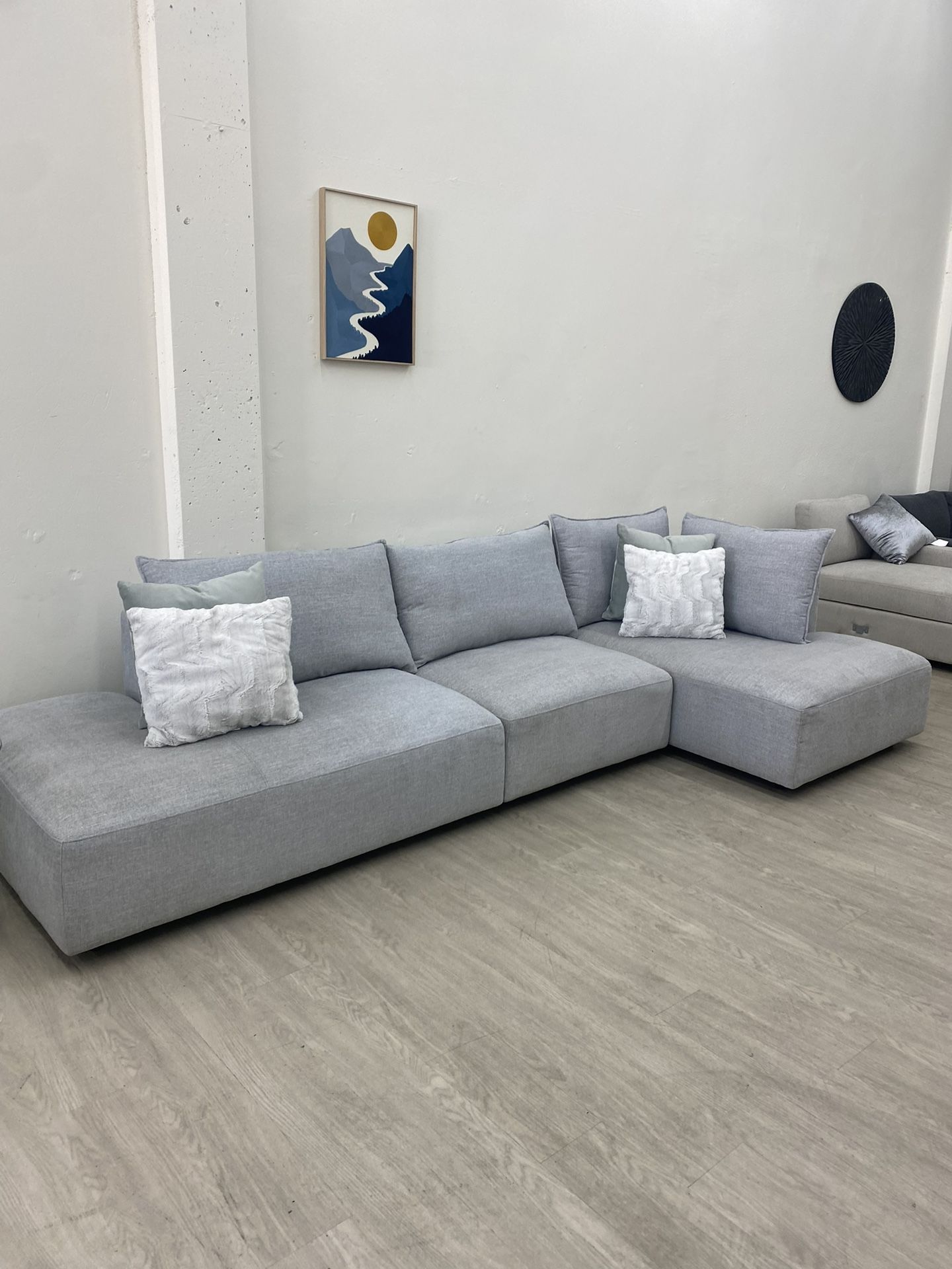 Macon 3- Piece Fabric Modular Sectional Couch 