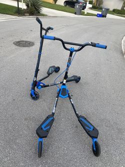 2 Yflikr Scooters