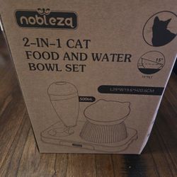 Brand New 2 In 1 Cat/ Small Dog Food And Water Bowl Set