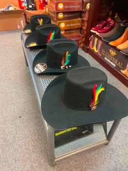 Texanas Vaqueras de diferentes estilos