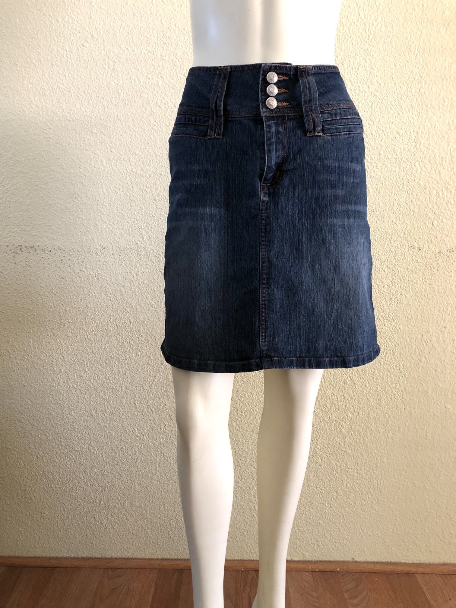 Zoey & Beth Ladies Dark Washed Denim Jean Skirt Size M