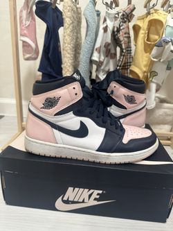 Air Jordan 1 “Bubble Gum” Size 10 Men/ 11.5 Women