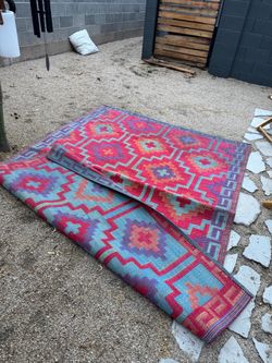 Reversible Outdoor Area Rug Geometric Pattern