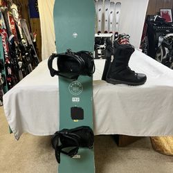 Arbor Snowboard Package