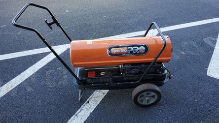 Almost new I used only 1 time kerosene or diesel heater