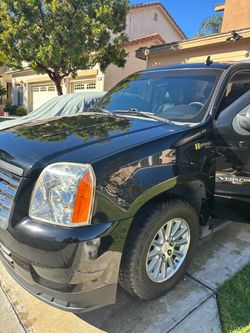 GMC Yukon Hybrid SUV Black