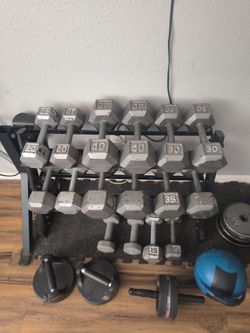 Dumbbells & everything you need to at home work out