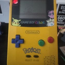 GameBoy Color Pokemon Yellow Edition