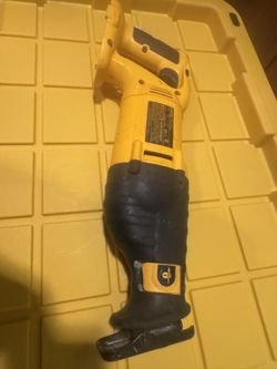 DEWALT 18V Reciprocating Saw 