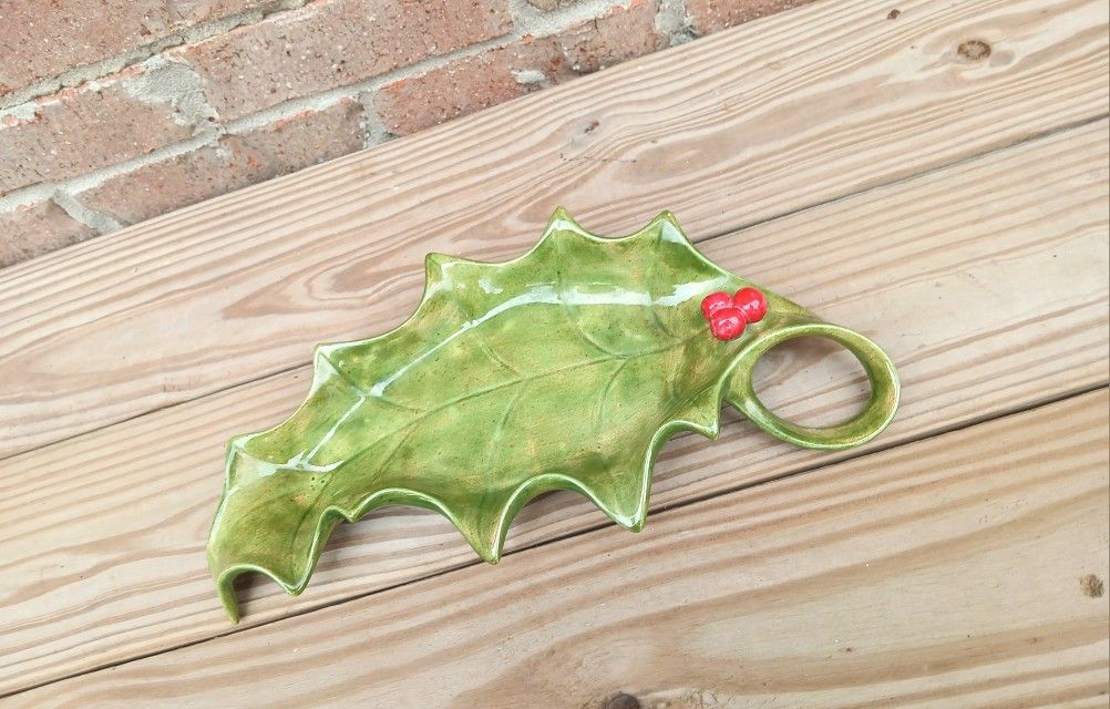 Vintage Holly Leaf Ceramic Tray/Dish 