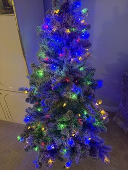  Christmas Tree With Multi Lights Or White
