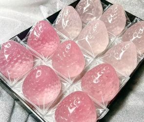 Taba glitter strawberry squishy