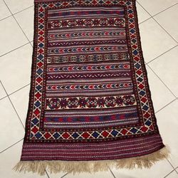 Traditional Bergest Middle Eastern Antique Rug *HANDMADE*