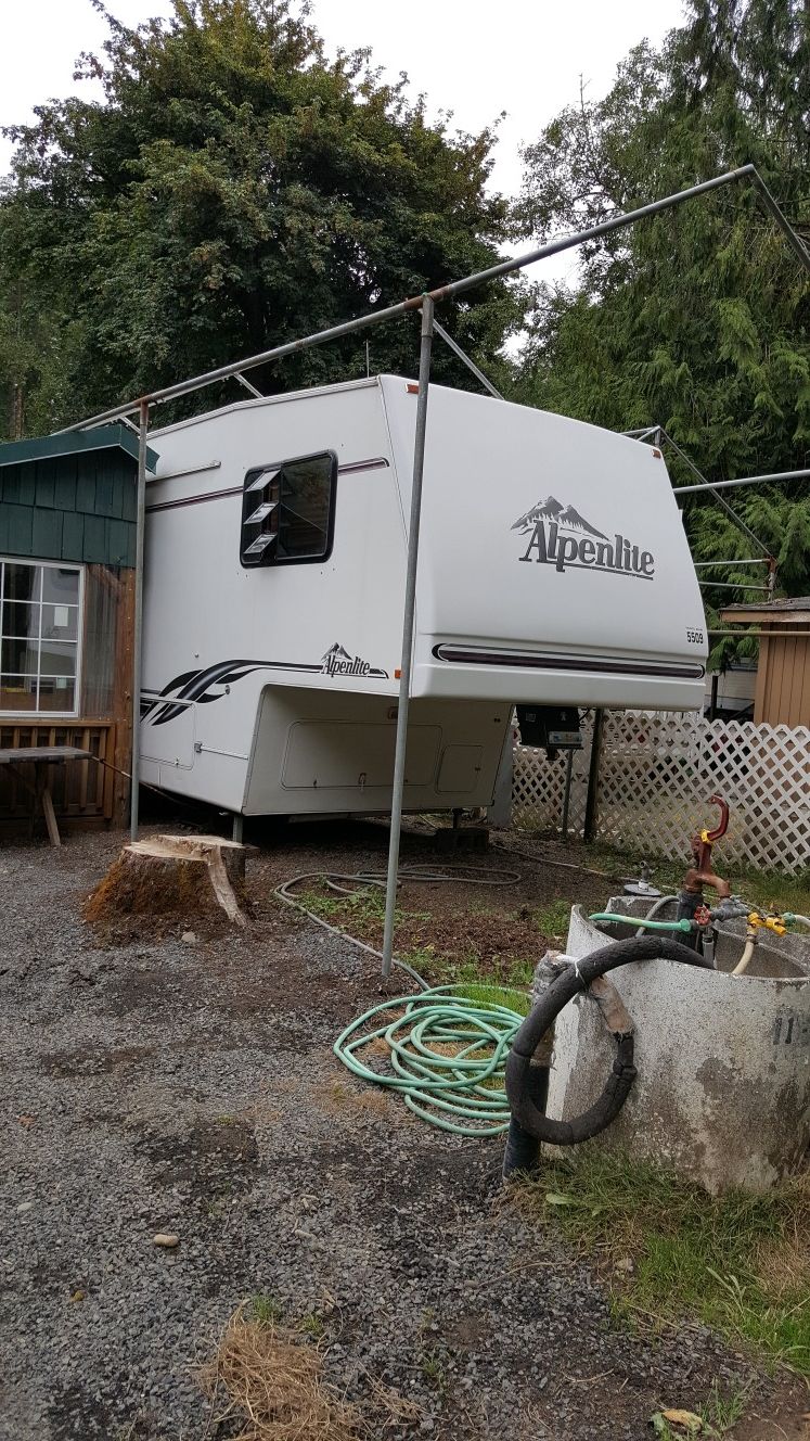 2 lots at cowlitz timber trails with a 34 ft 5th wheel, for Sale in Kalama, WA OfferUp