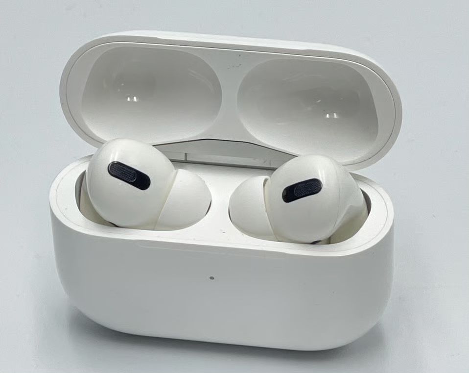 Apple AirPod Pro 1st Gen 