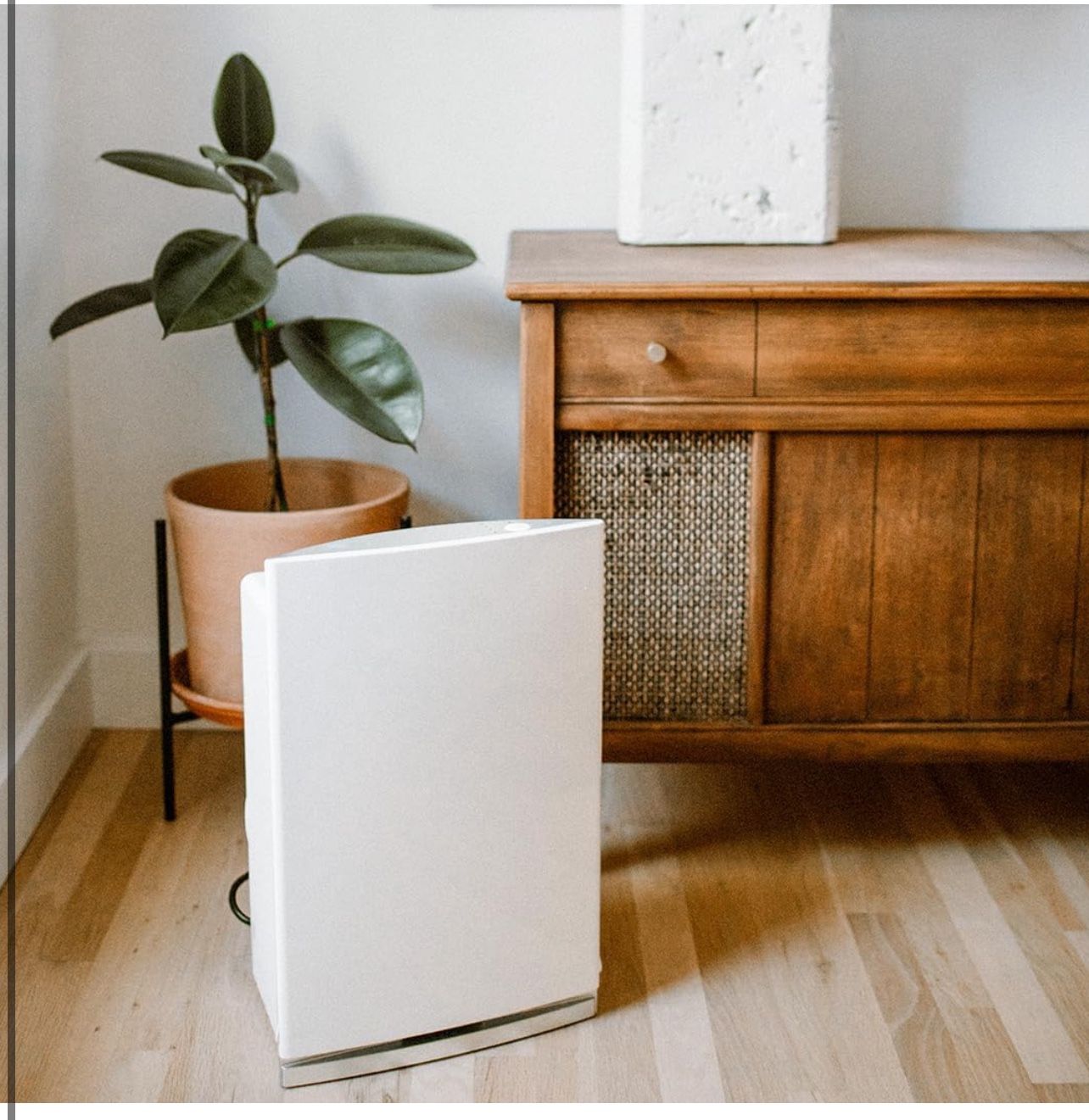 Brand New In The Box- Intellipure Compact Air Purifier for Home, Air Purifier for Airborne Smoke, Dander, Dust, Pollen, Allergies, Up to 99.99% Remova