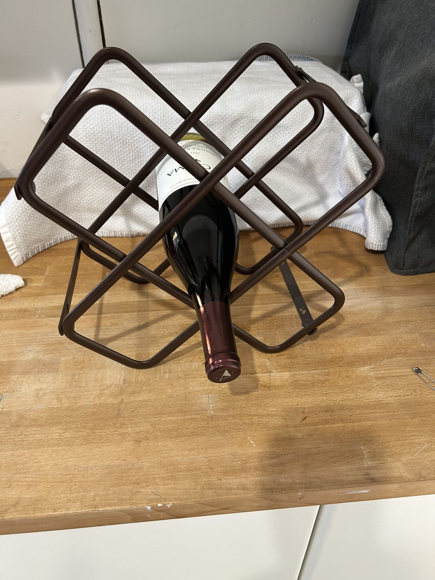 6 Bottle Wine Rack 