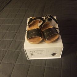 Sandal Size 6 Nina