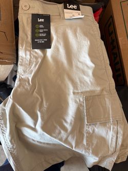 Cargo Shorts 32”