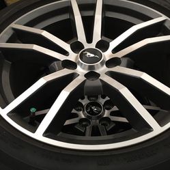 2015-2017 Mustang stock wheels/tires