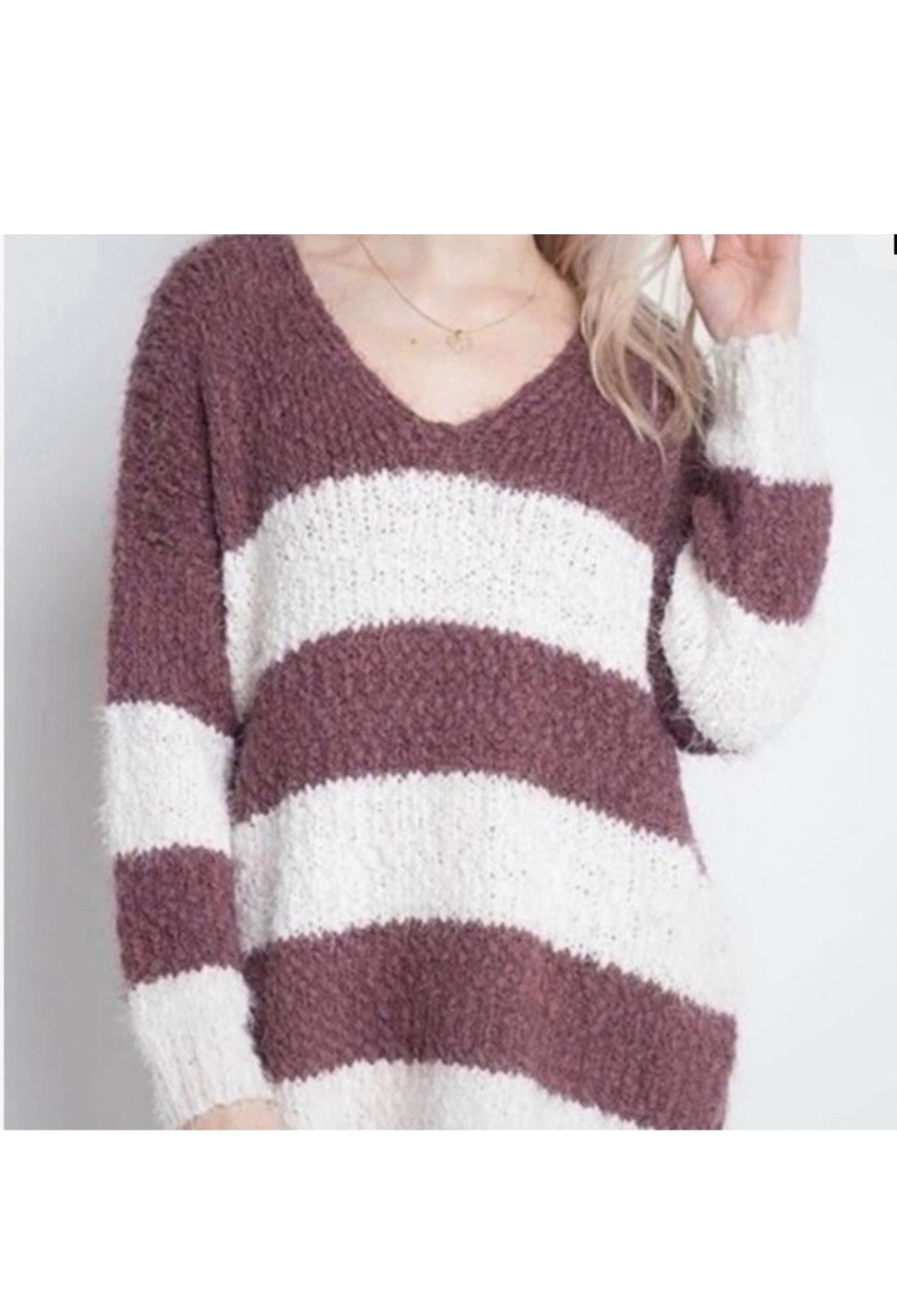 Women’s Altar'd State Pink and Cream V- Neck Sweater