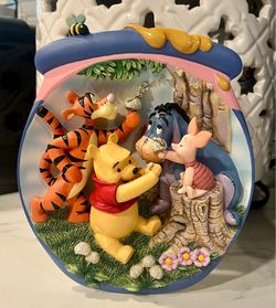 Bradford Exchange Disney Winnie the Pooh 3D collector plate